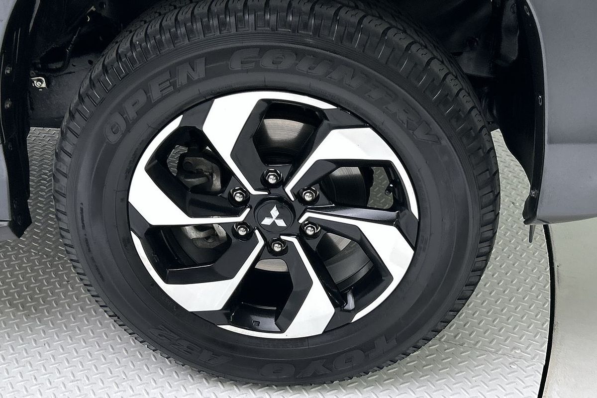 2024 Mitsubishi Pajero Sport GLS QG