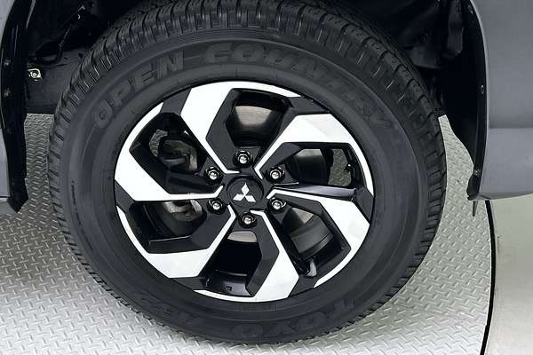 2024 Mitsubishi Pajero Sport GLS QG