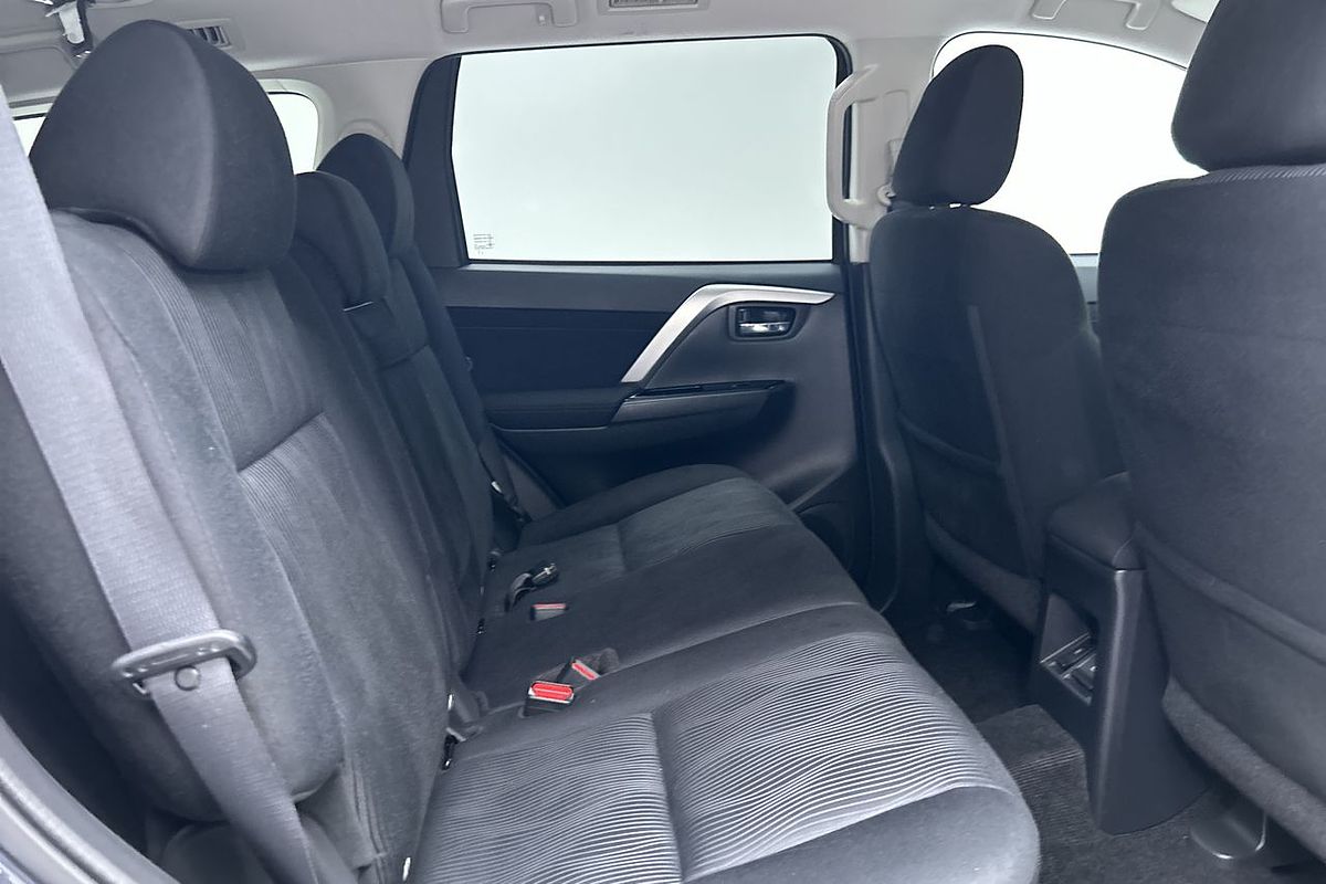 2024 Mitsubishi Pajero Sport GLS QG