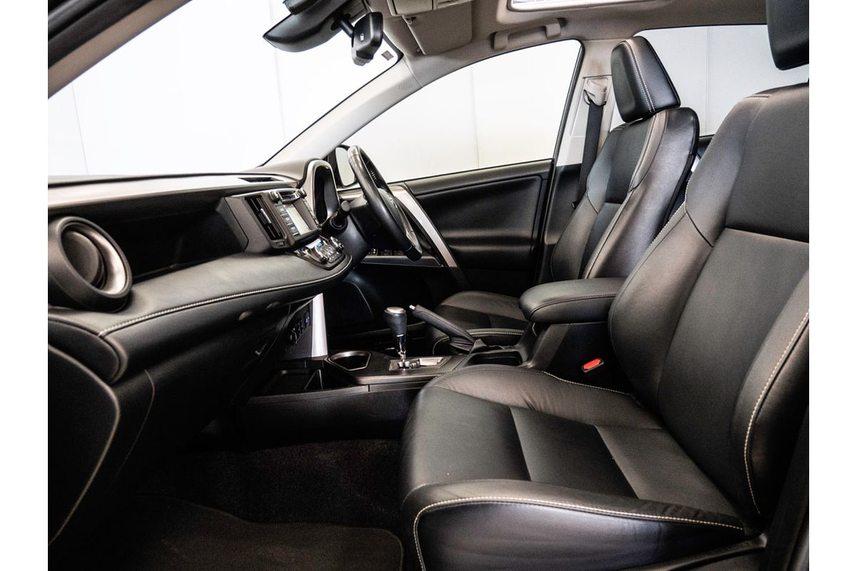 2018 Toyota RAV4 Cruiser ASA44R