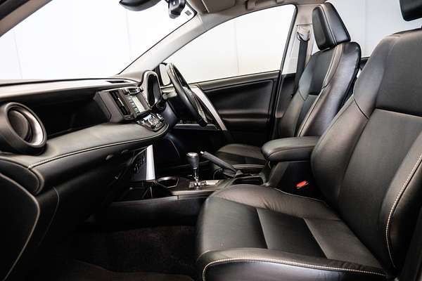 2018 Toyota RAV4 Cruiser ASA44R