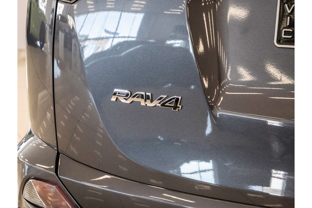 2018 Toyota RAV4 Cruiser ASA44R