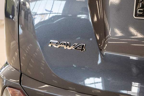 2018 Toyota RAV4 Cruiser ASA44R