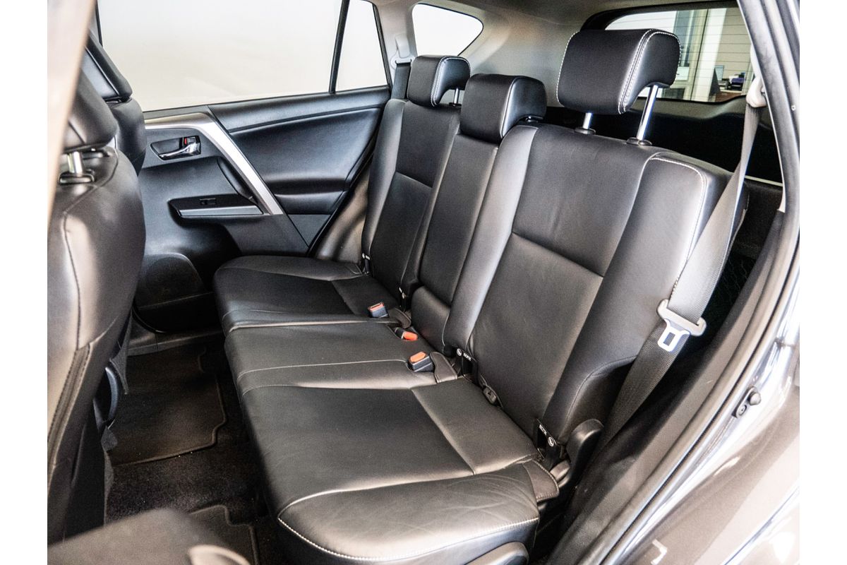 2018 Toyota RAV4 Cruiser ASA44R