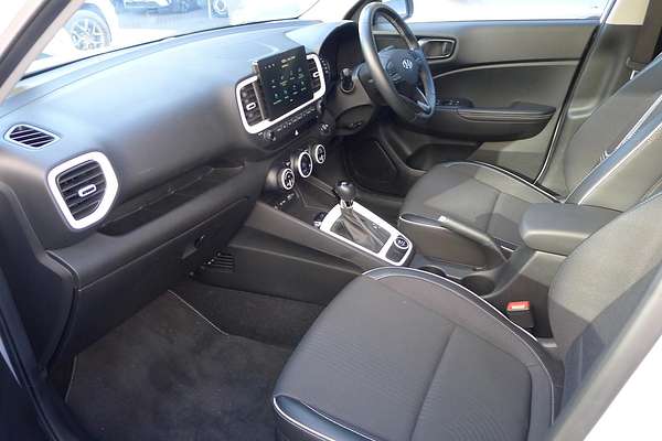 2021 Hyundai Venue Elite QX.V4