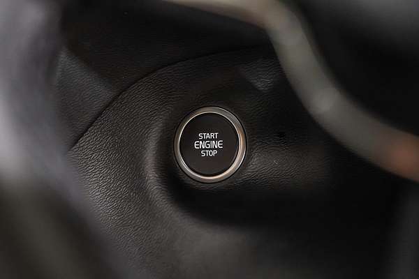 2022 Volvo XC40 T4 Momentum