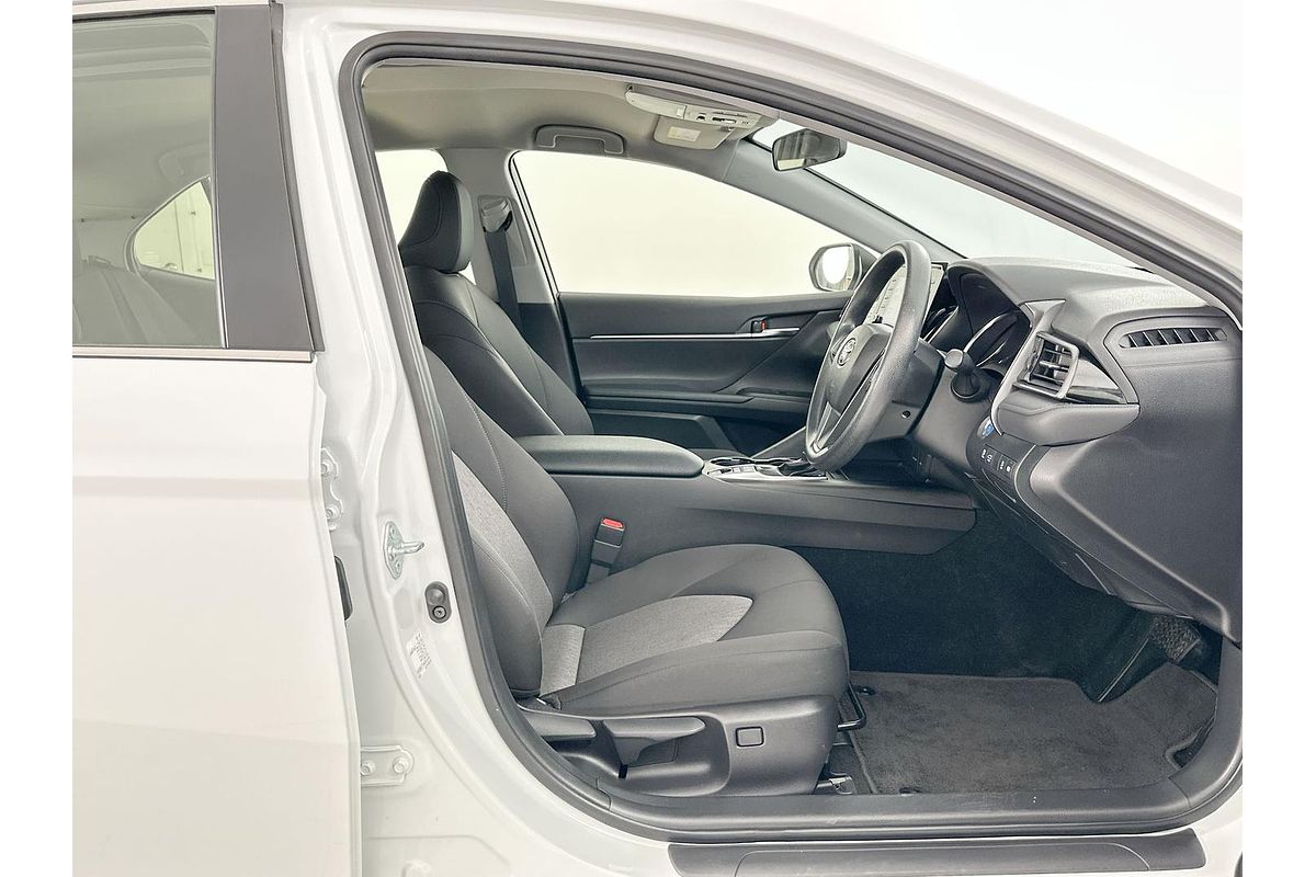 2021 Toyota Camry Ascent AXVH70R