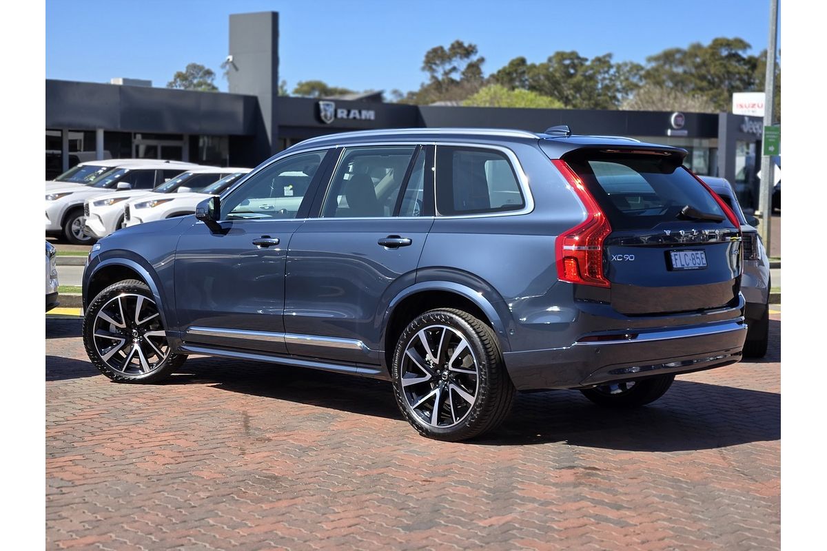 2023 Volvo XC90 Ultimate B6 Bright