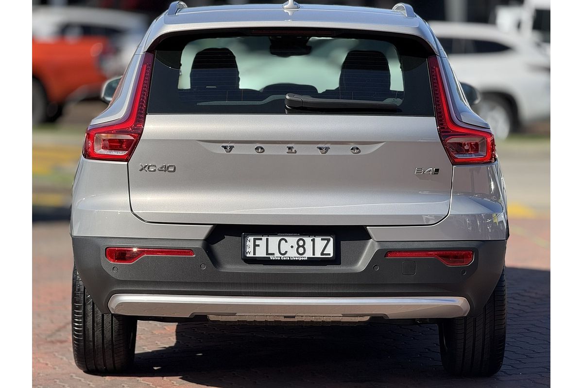 2023 Volvo XC40 Ultimate B4 Bright