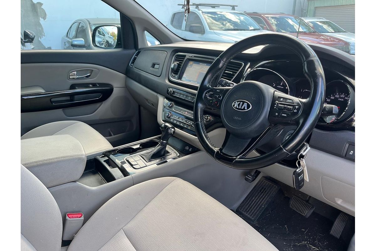 2016 Kia Carnival Si YP