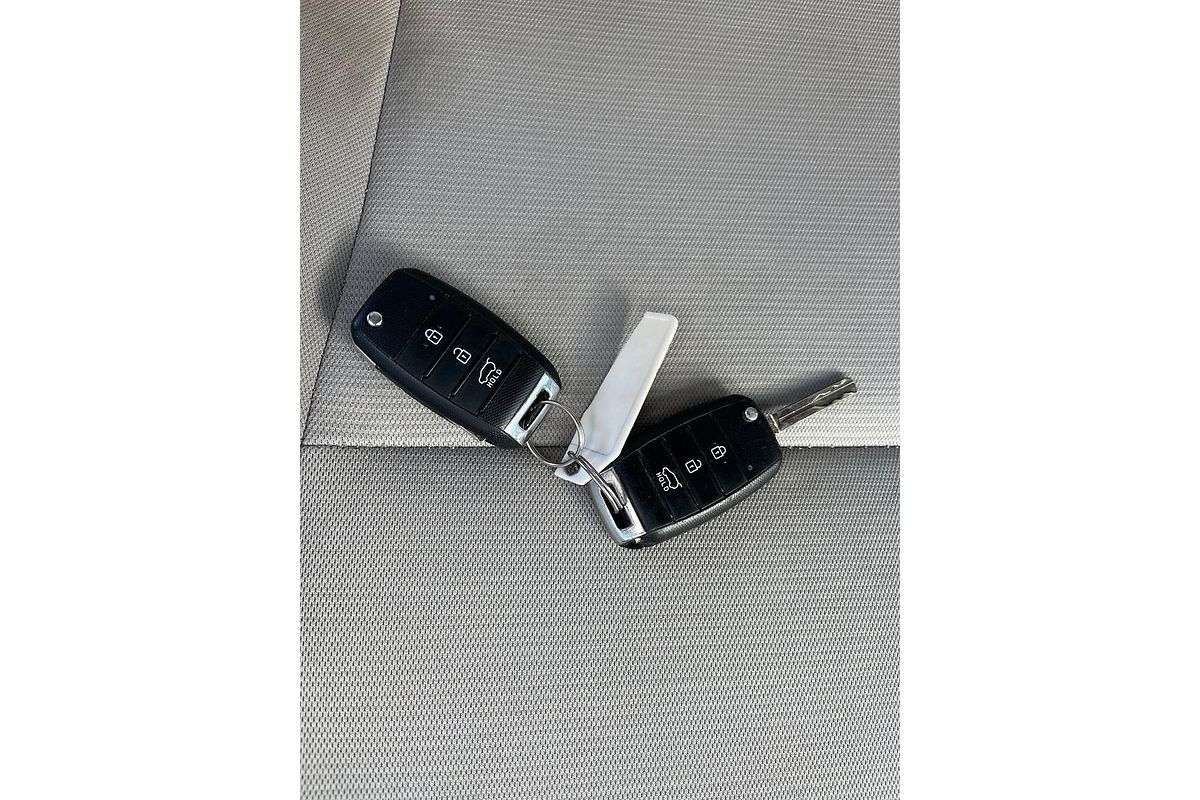 2016 Kia Carnival Si YP