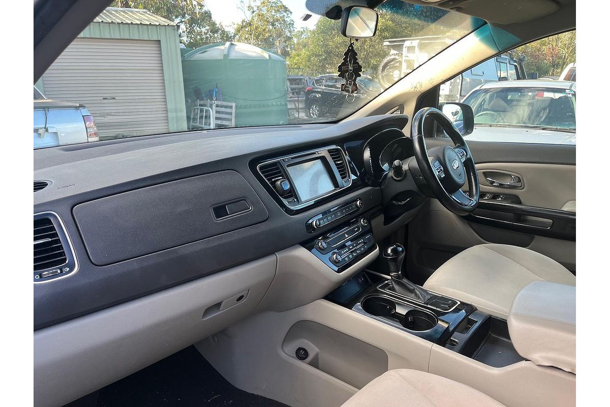 2016 Kia Carnival Si YP