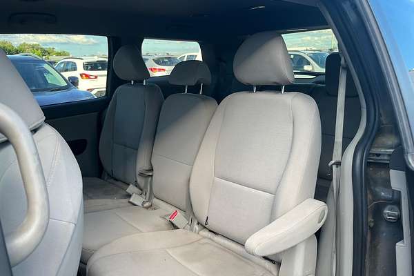 2016 Kia Carnival Si YP