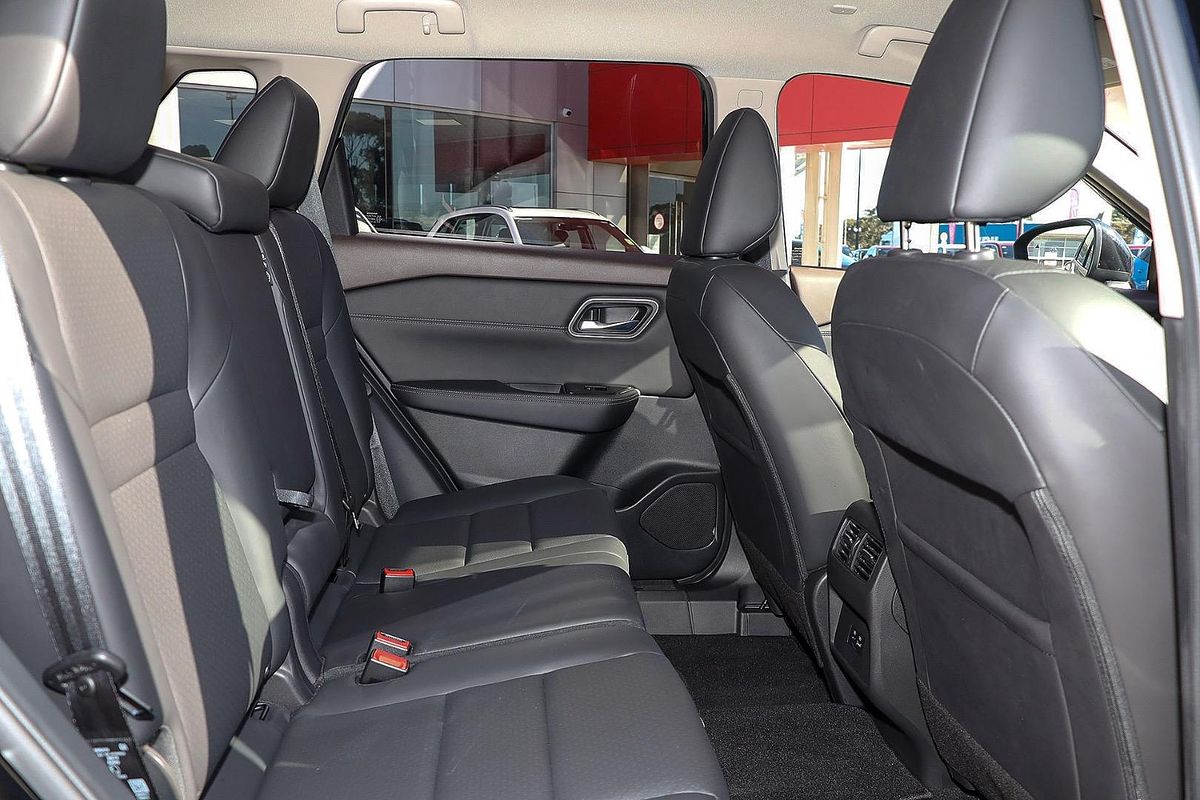 2024 Nissan X-TRAIL ST-L e-POWER T33