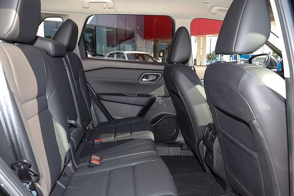 2024 Nissan X-TRAIL ST-L e-POWER T33