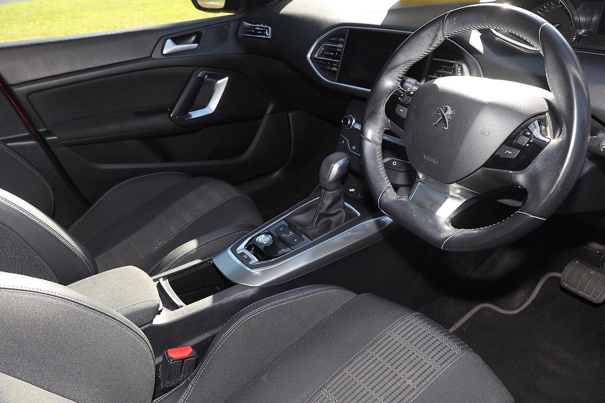 2020 Peugeot 308 Allure T9