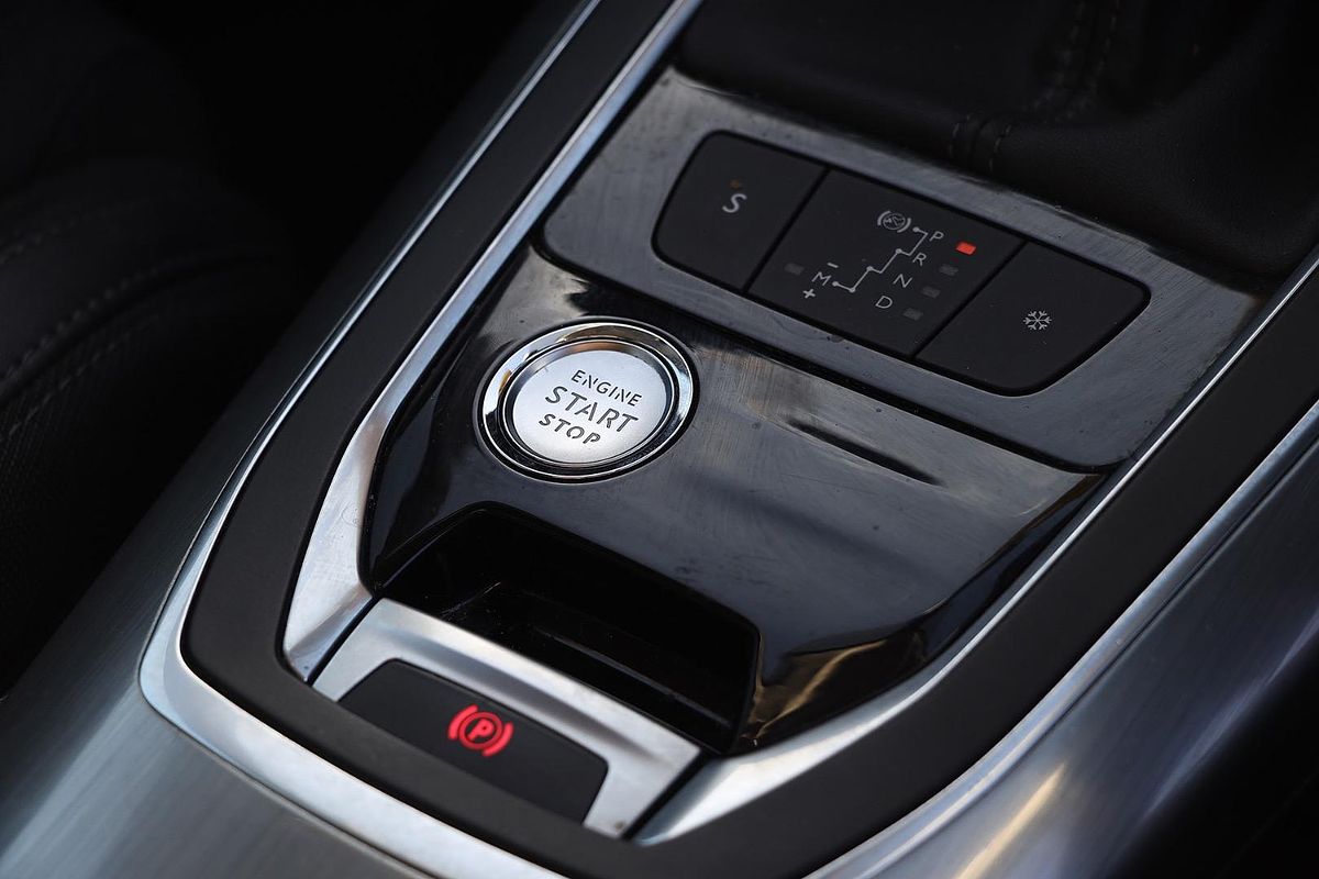 2020 Peugeot 308 Allure T9