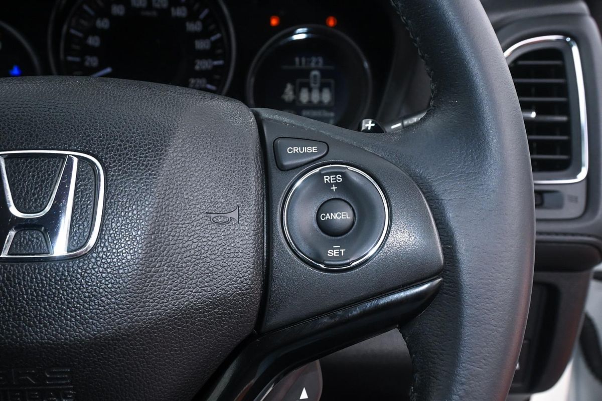 2015 Honda HR-V VTi-L