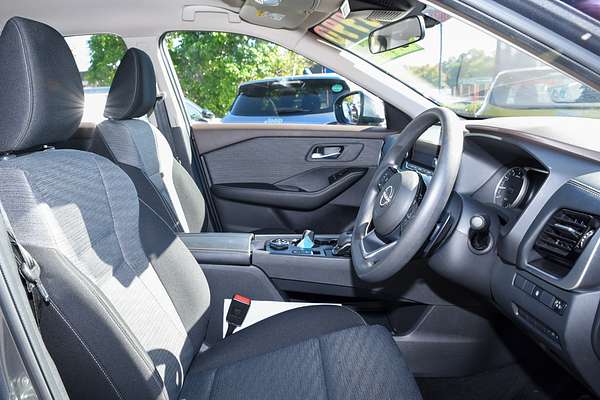 2024 Nissan X-TRAIL ST T33
