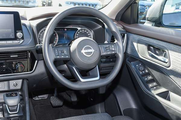 2024 Nissan X-TRAIL ST T33