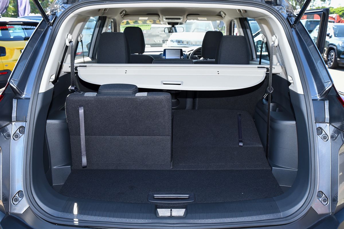 2024 Nissan X-TRAIL ST T33