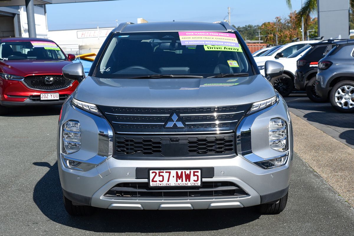 2024 Mitsubishi Outlander LS ZM