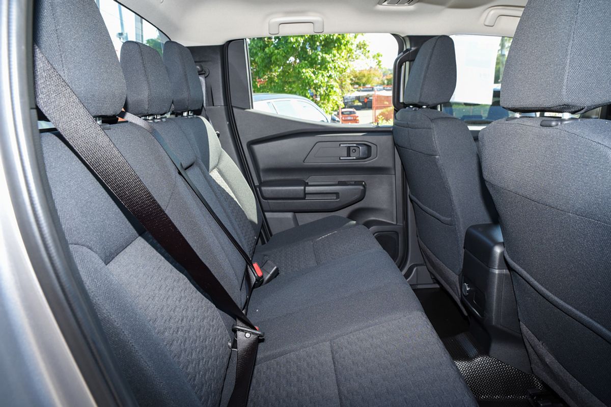 2024 Mitsubishi Triton GLX MV 4X4