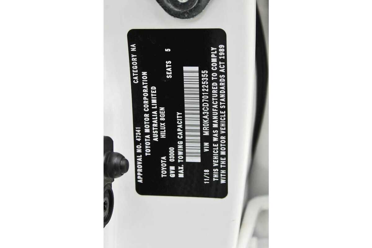 2018 Toyota HILUX SR DUAL CAB GUN126R