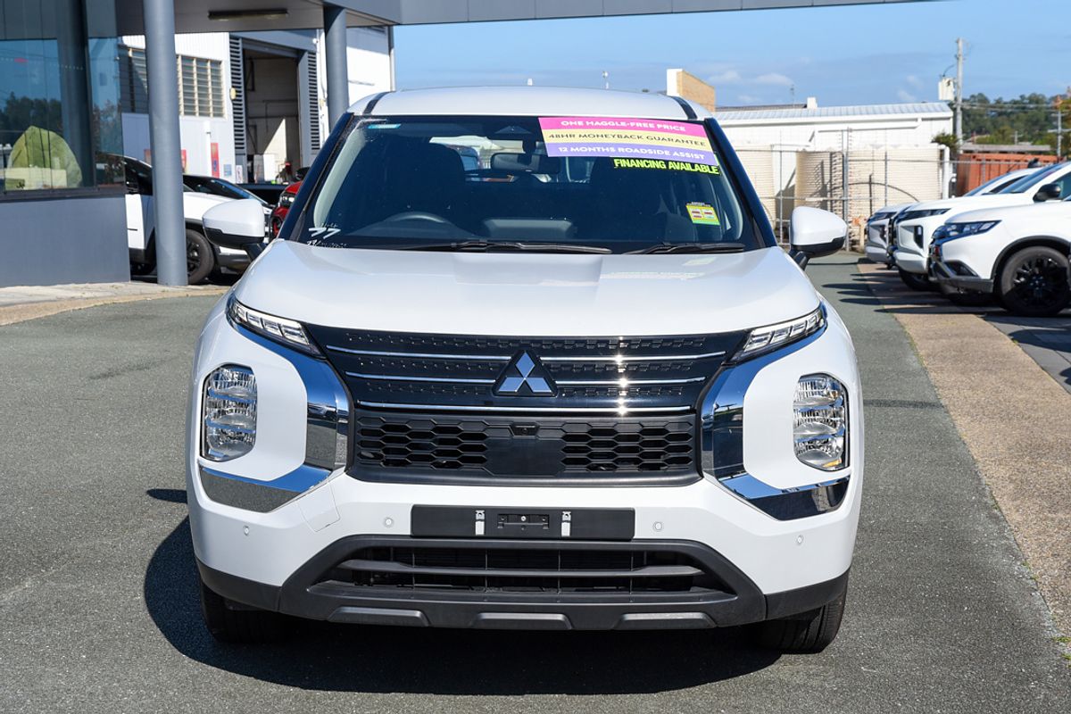 2023 Mitsubishi Outlander PHEV ES ZM