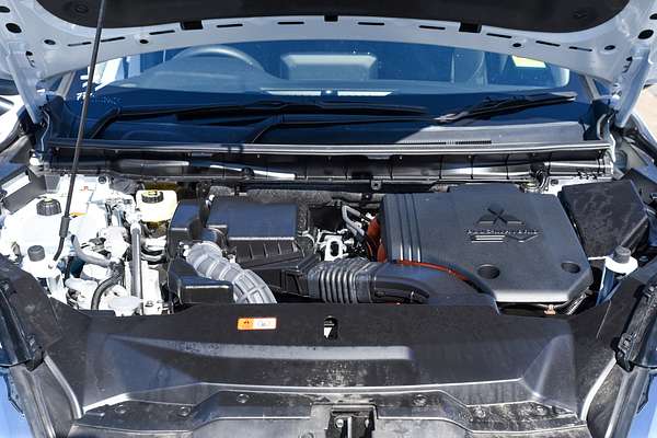 2023 Mitsubishi Outlander PHEV ES ZM