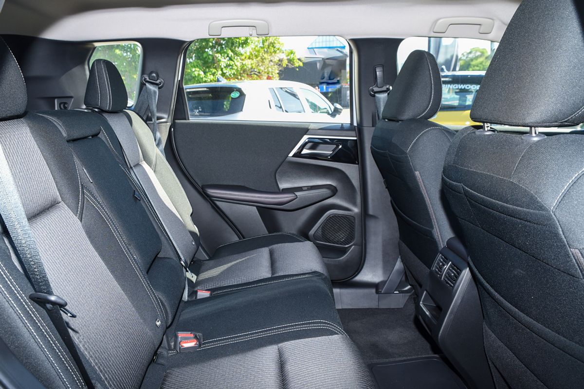 2023 Mitsubishi Outlander PHEV ES ZM