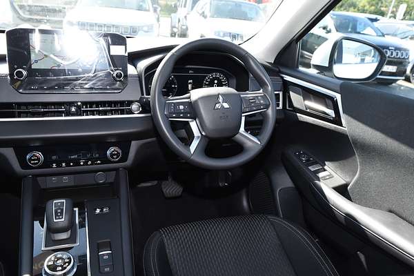 2023 Mitsubishi Outlander PHEV ES ZM
