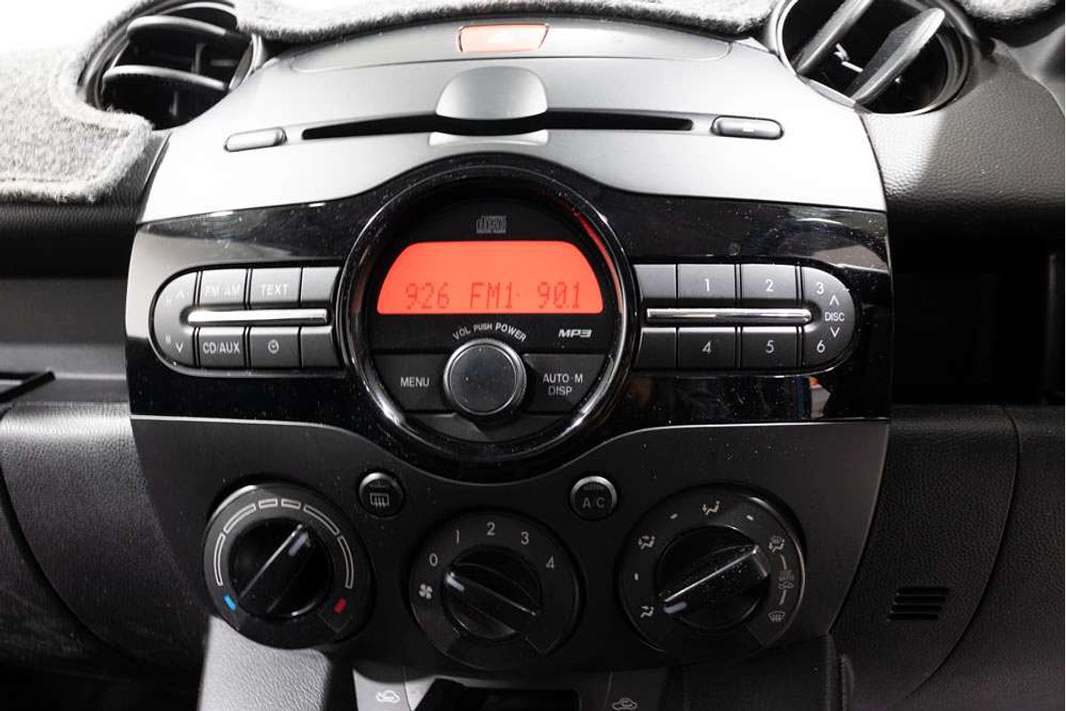 Mazda MAZDA2 I 5 SPEED MANUAL HATCH NEO