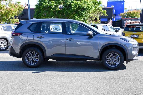 2024 Nissan X-TRAIL ST T33