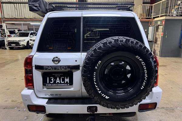 2014 Nissan Patrol ST Y61