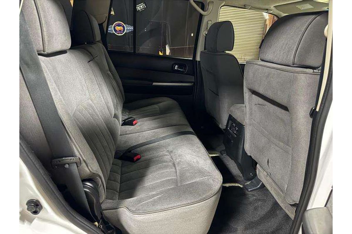2014 Nissan Patrol ST Y61