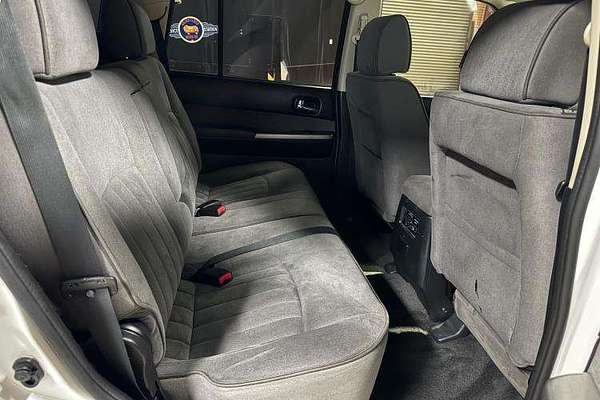 2014 Nissan Patrol ST Y61