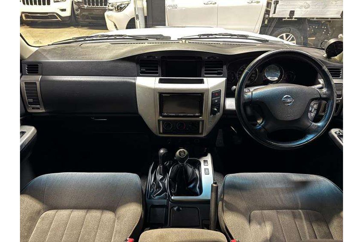 2014 Nissan Patrol ST Y61