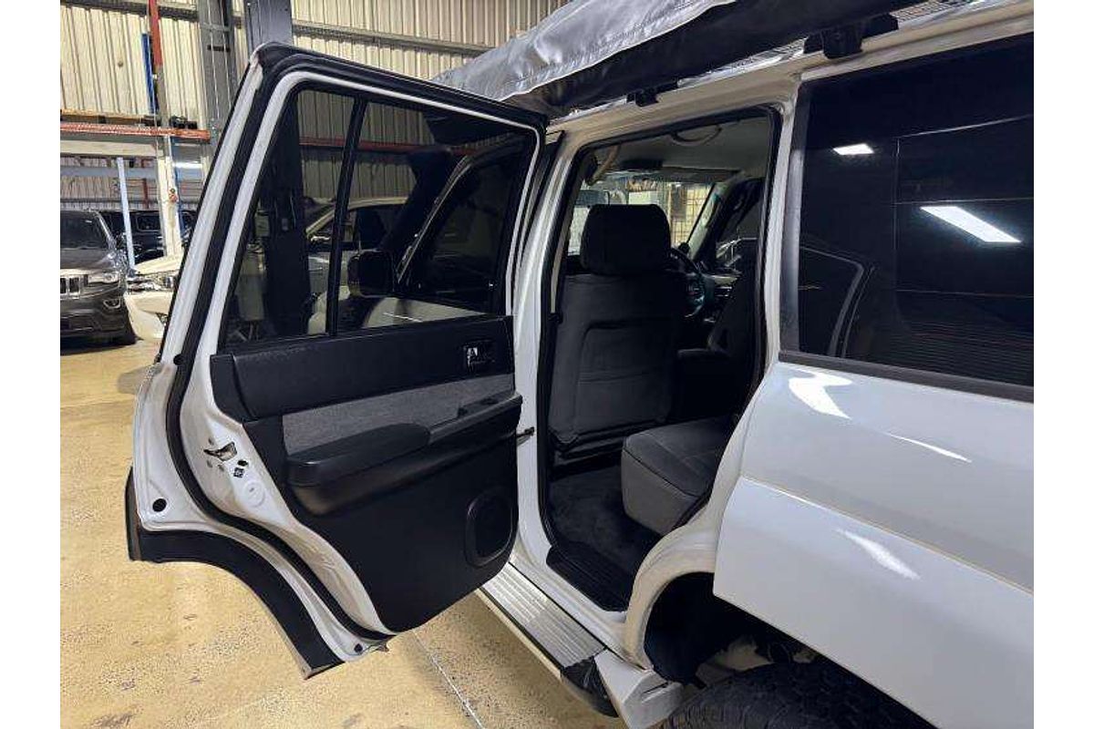 2014 Nissan Patrol ST Y61