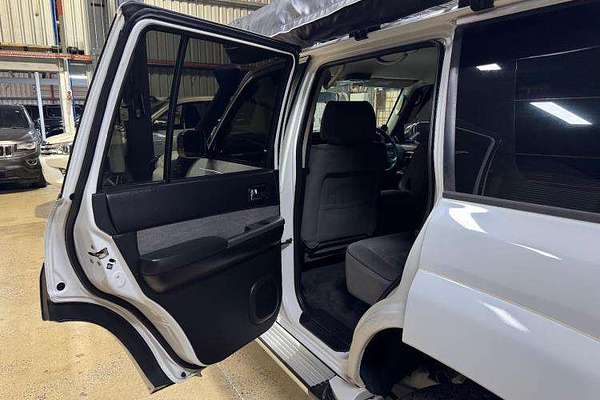 2014 Nissan Patrol ST Y61