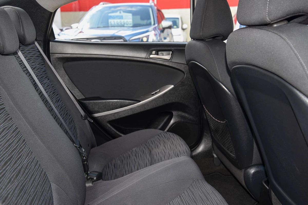 2014 Hyundai Accent Active RB2