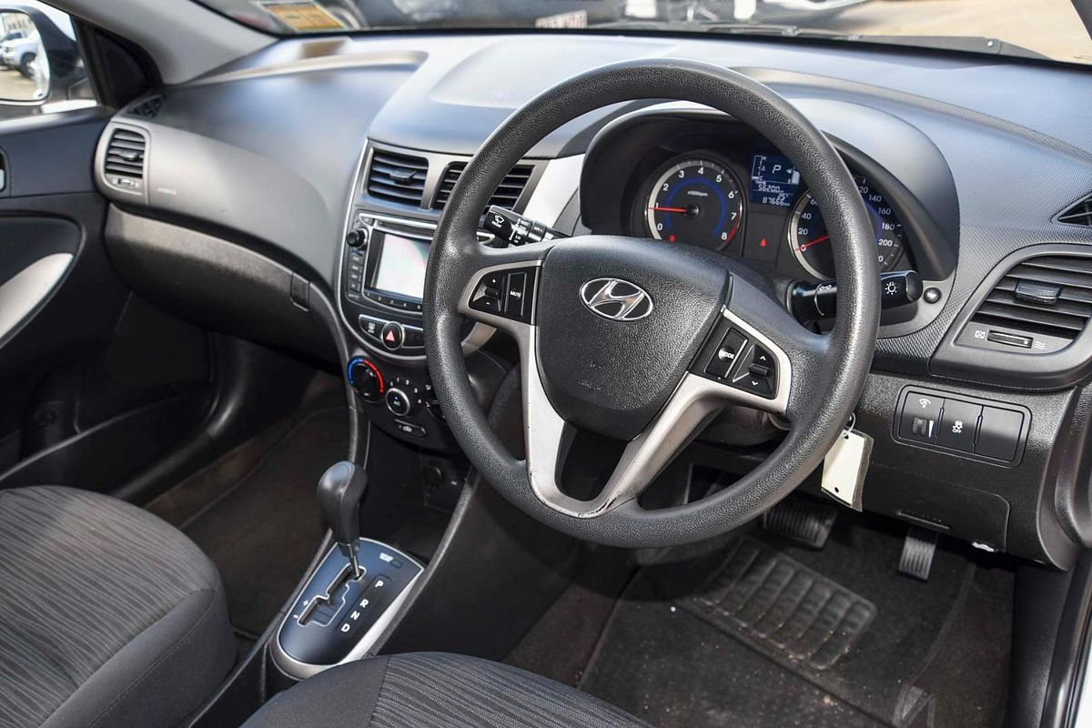 2014 Hyundai Accent Active RB2