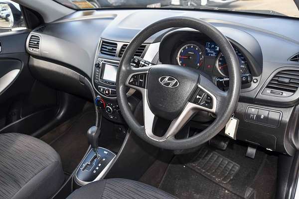 2014 Hyundai Accent Active RB2