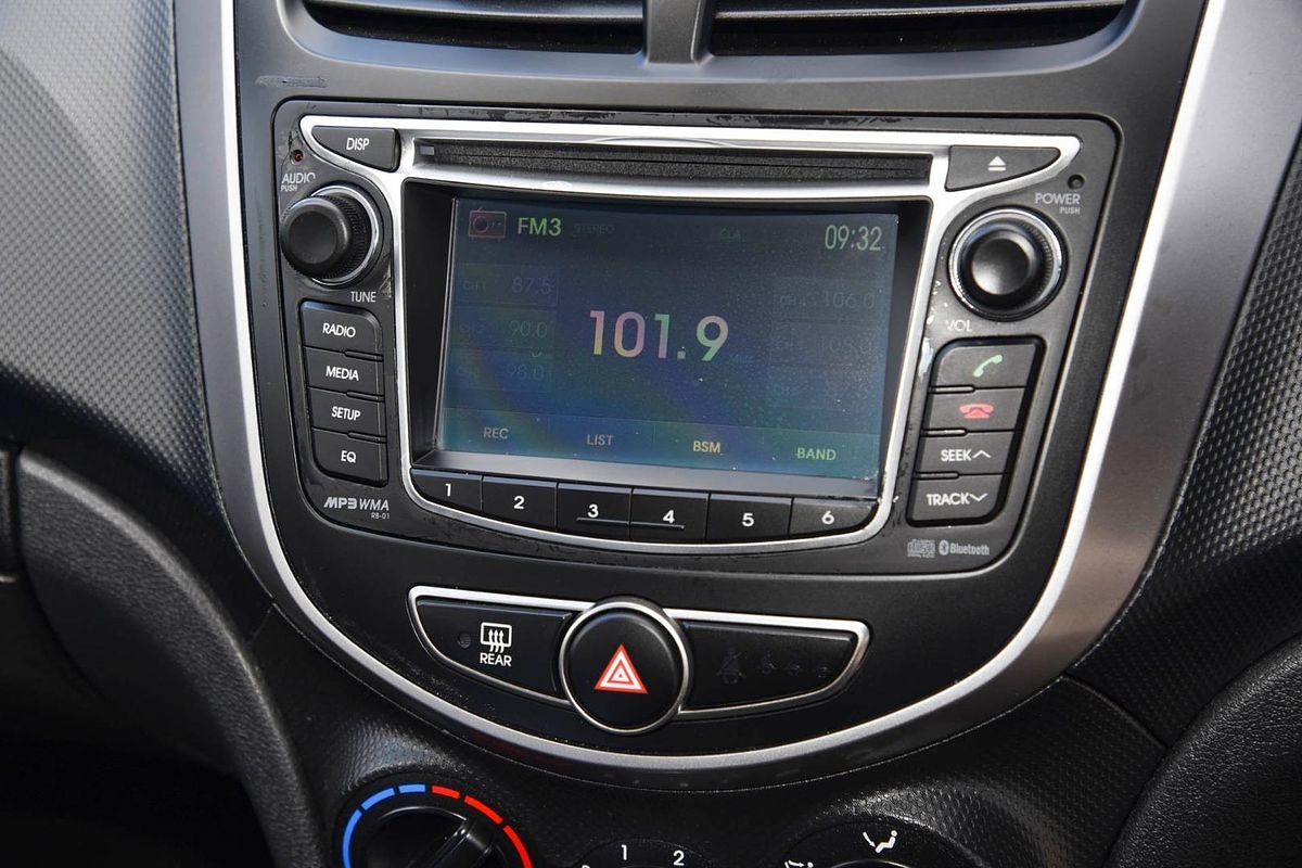 2014 Hyundai Accent Active RB2