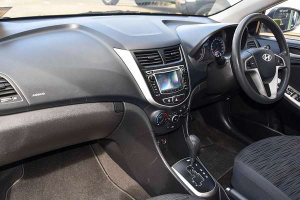 2014 Hyundai Accent Active RB2