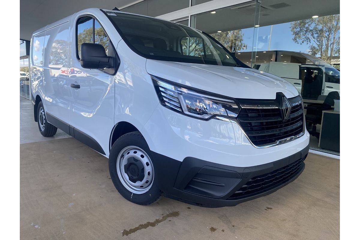 2025 Renault Trafic Pro X82 SWB Low Roof