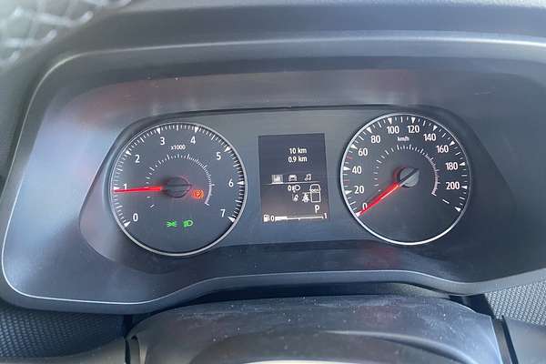 2025 Renault Trafic Pro X82 SWB Low Roof