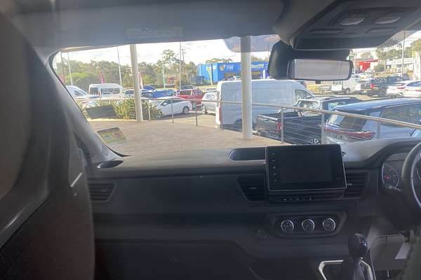 2025 Renault Trafic Pro X82 SWB Low Roof