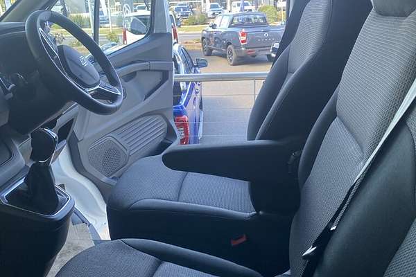 2025 Renault Trafic Pro X82 SWB Low Roof