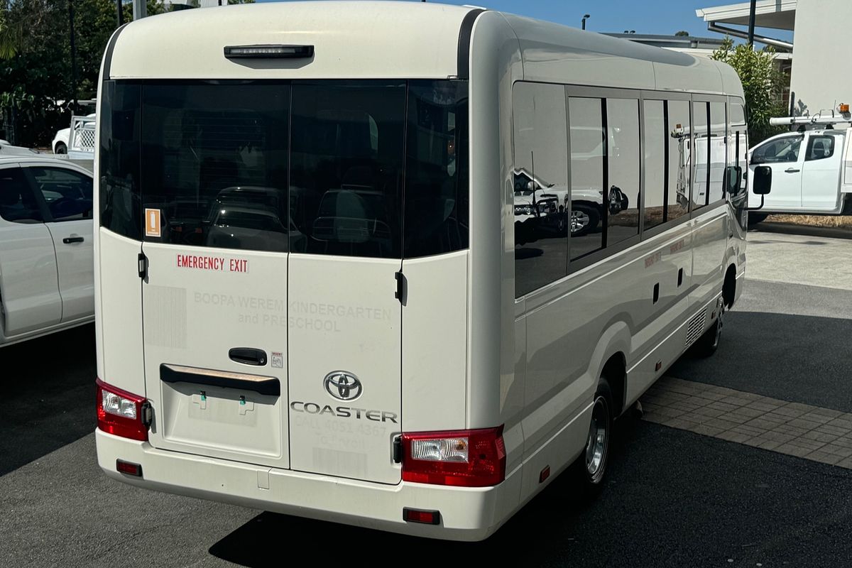 2020 Toyota COASTER DELUXE XZB70R